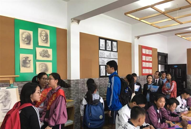 三中三澳門，探索與解析，三中三澳門，深度探索與解析