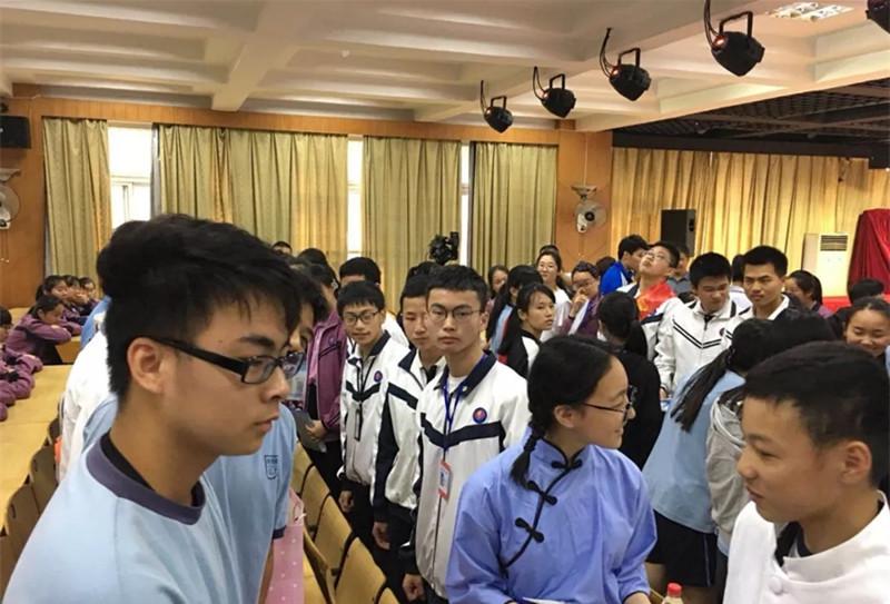 新澳門三中三6組免費公開——探索與解析，澳門三中三最新6組數(shù)據(jù)解析與探索，免費公開揭秘