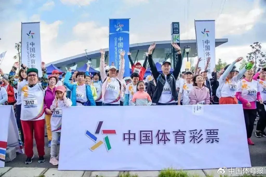 新澳門一碼一肖一特一中鳳凰體育彩票——探索彩票背后的秘密，新澳門彩票背后的秘密，一碼一肖一特一中與鳳凰體育彩票解析